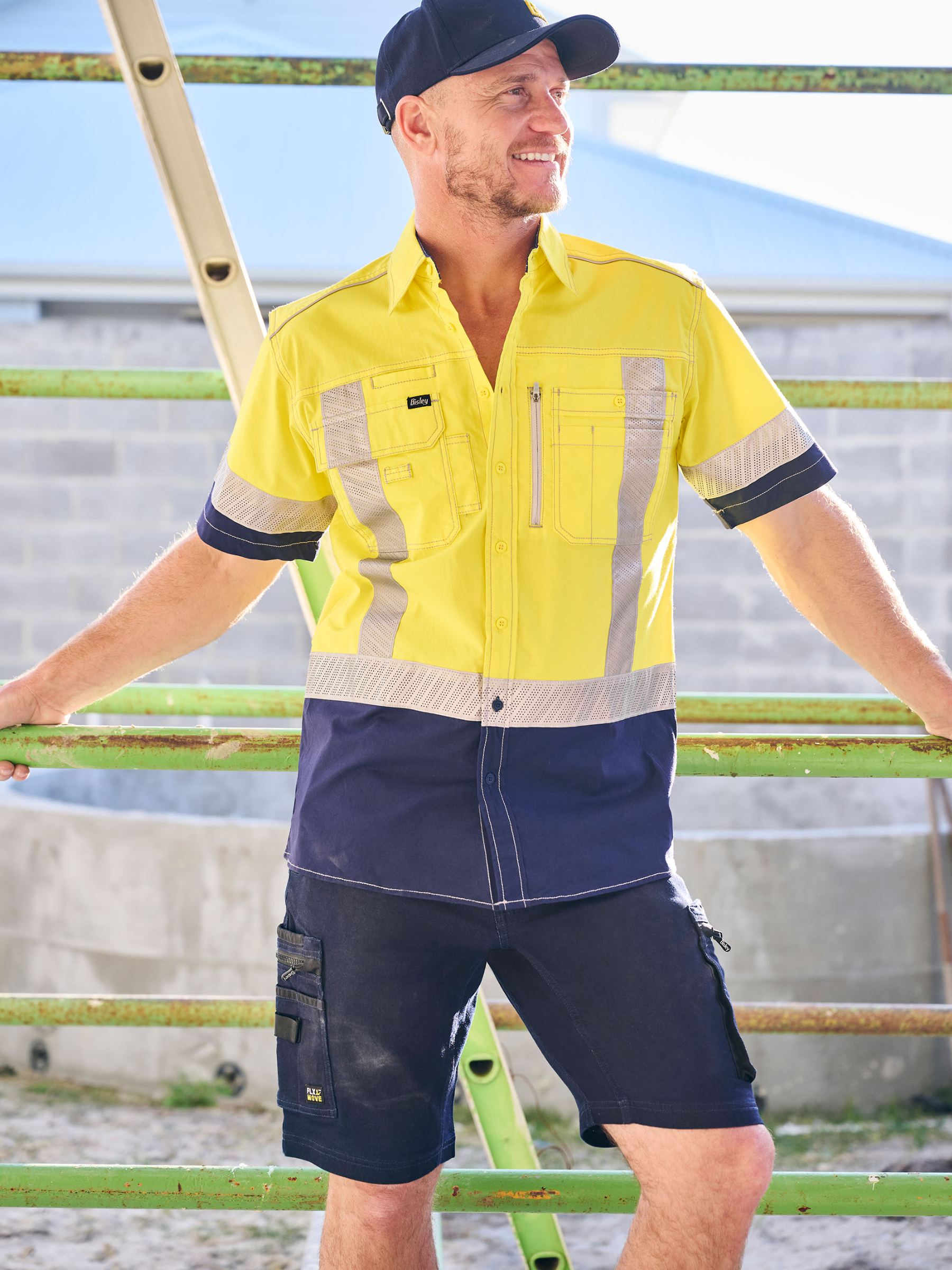 Bisley Flx and Move™ Stretch Denim Zip Cargo Shorts BSHC1335